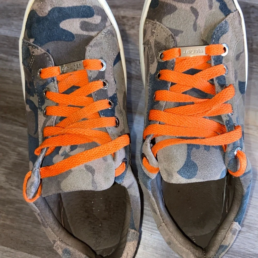 JSlides NYC Camouflage Sneakers size 8 - Picture 2 of 9